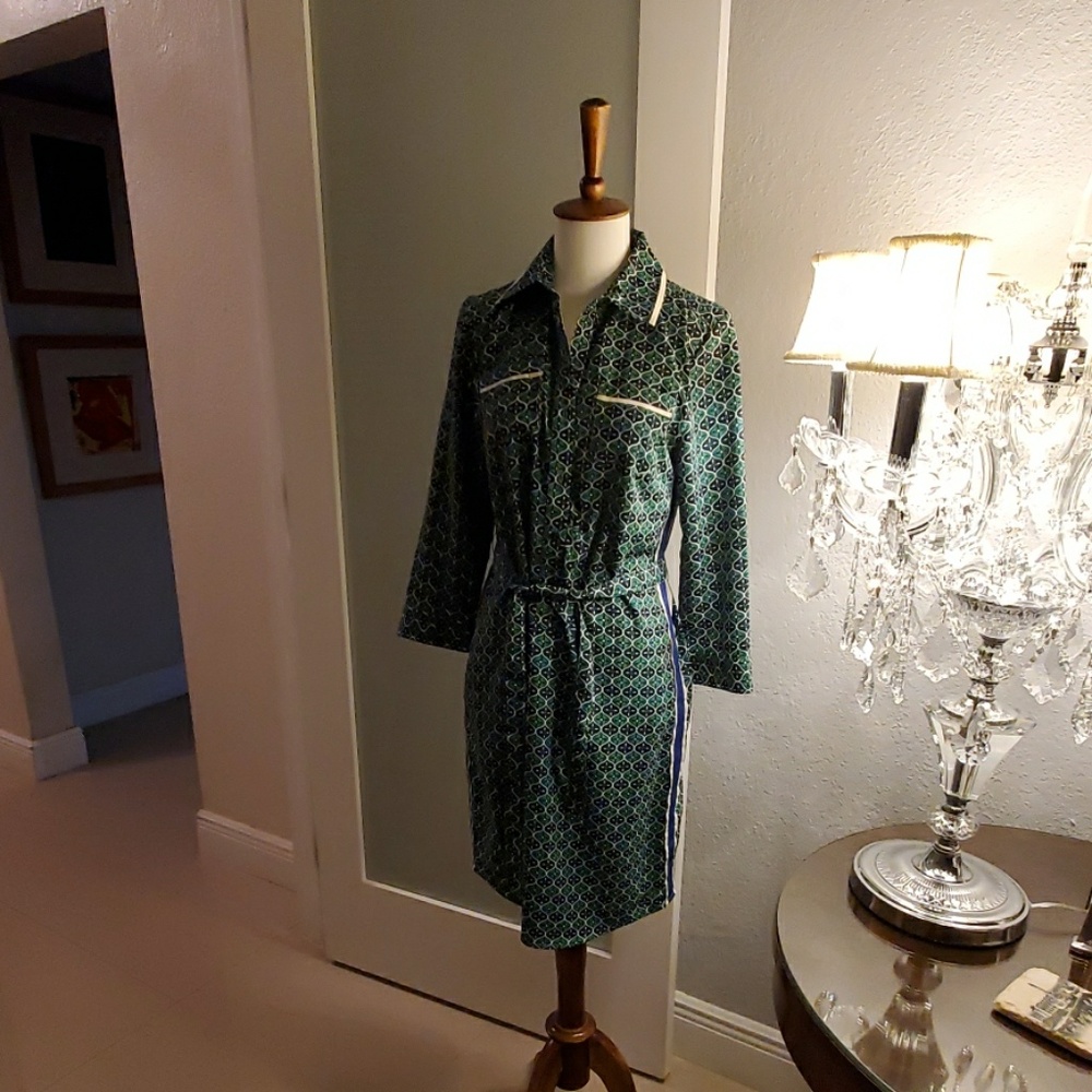 Business casual dress